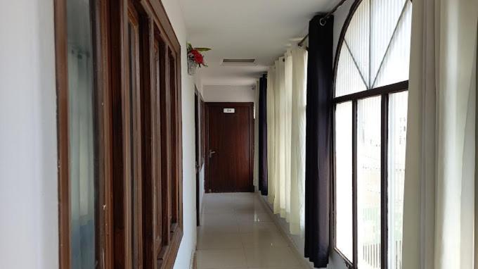 Hotel Silver Sand 木尔坦 外观 照片