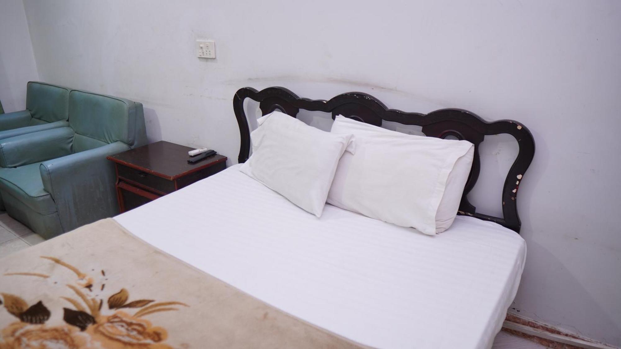 Hotel Silver Sand 木尔坦 外观 照片